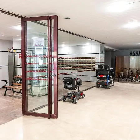 Beach, Playa De * Benidorm