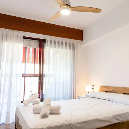 Beach, Playa De * بينايدورم